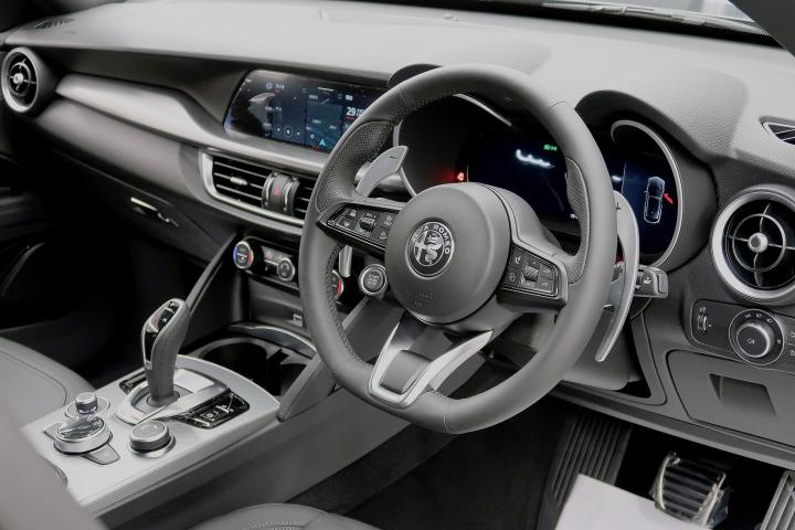 STELVIO 2.0 TURBO Q4 SPRINT