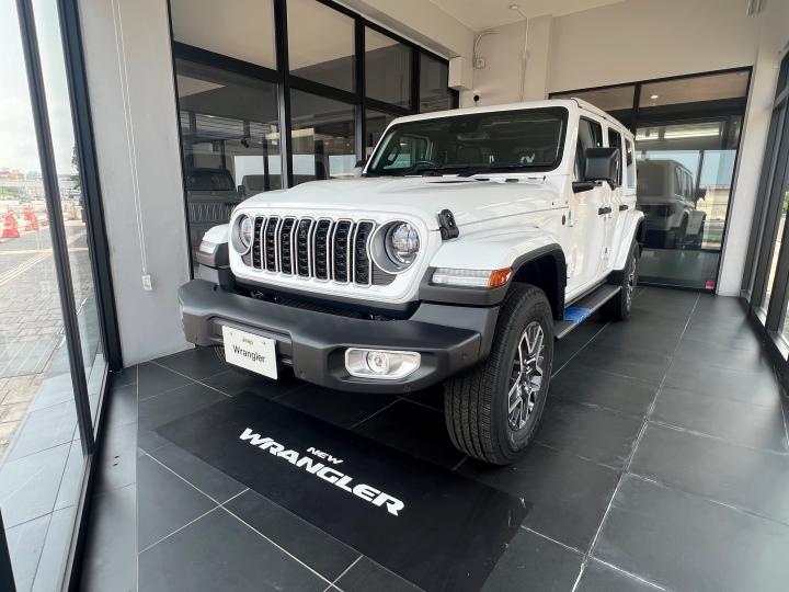 New Jeep Wrangler（JL） Unlimited Sahara Power Side Step
