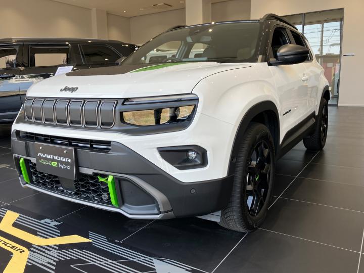 Avenger 4xe Hybrid