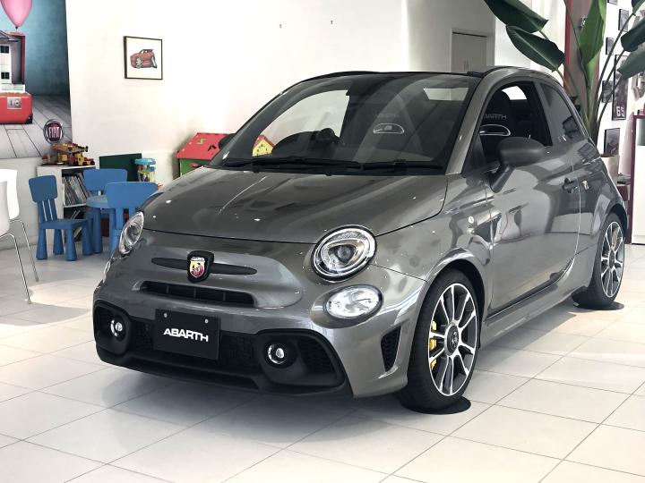 ABARTH 695C Turismo