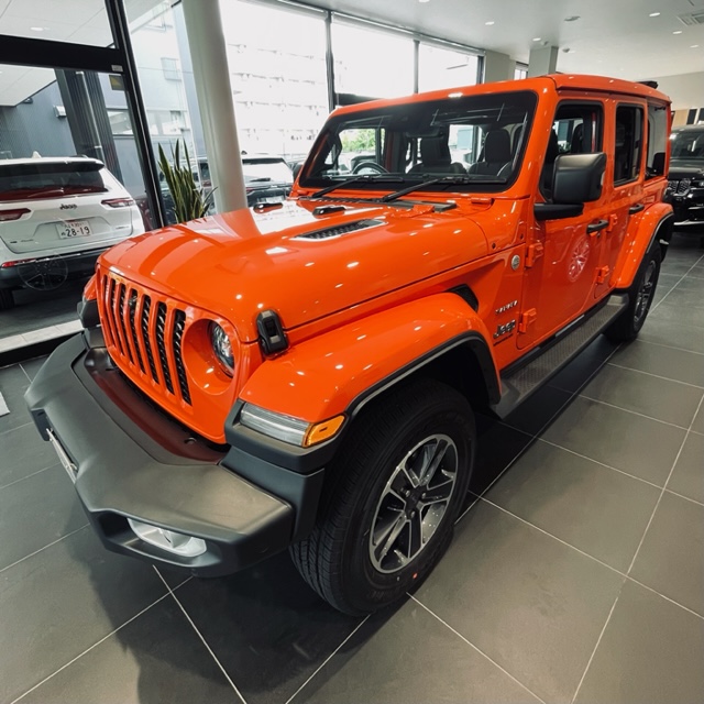 Wrangler（JL） Wrangler Unlimited Sahara Power Top（2023年6月3日発売）