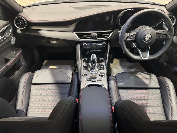 GIULIA TRIBUTO ITALIANO