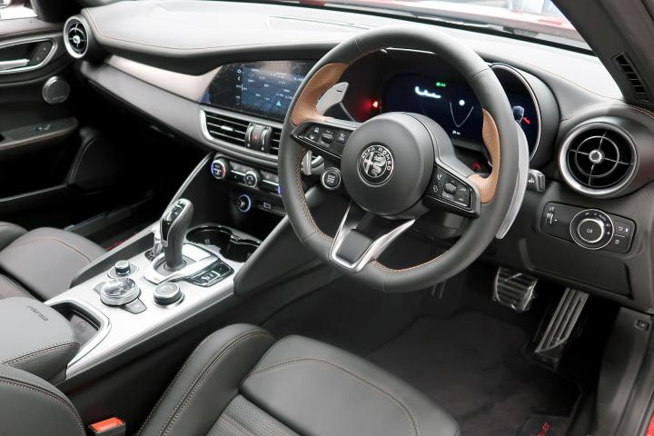 GIULIA 2.0 TURBO INTENSA