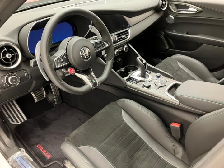 GIULIA 2.9 V6 BI-TURBO QUADRIFOGLIO