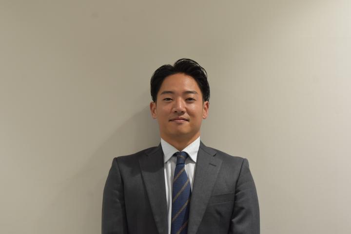 セールススタッフ 西元