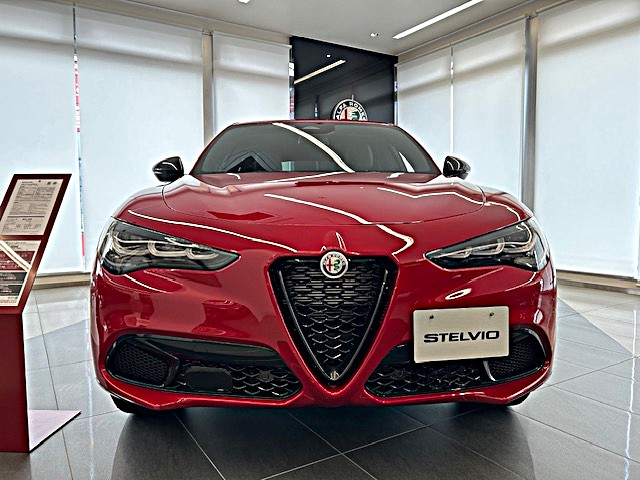 STELVIO 2.0 TURBO Q4 SPRINT