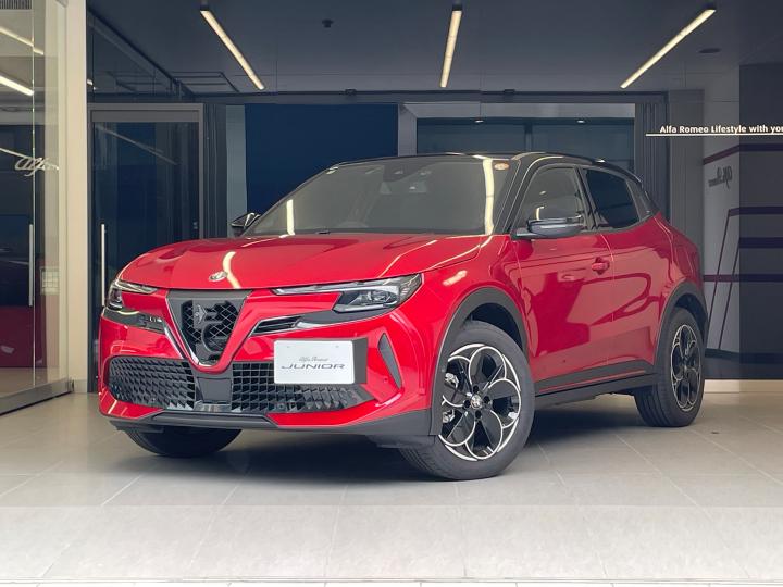 アルファ ロメオ千葉｜展示車・試乗車｜Alfa Romeo Official