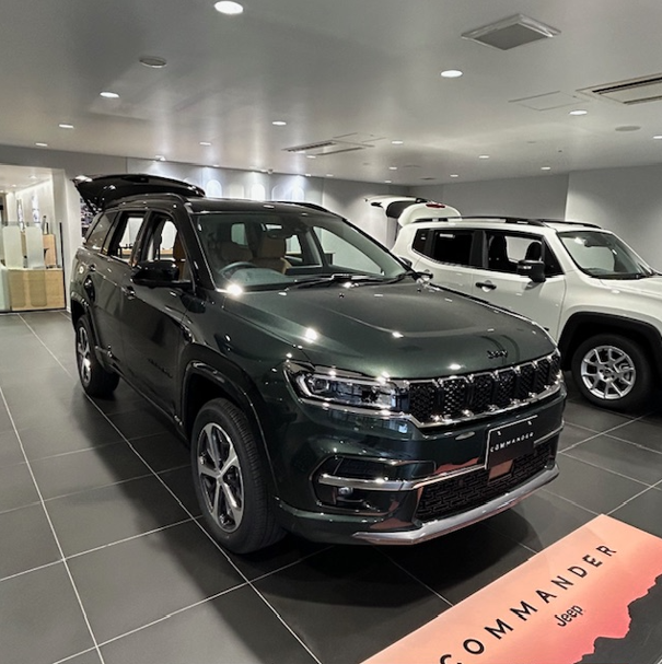 Commander Track Edition