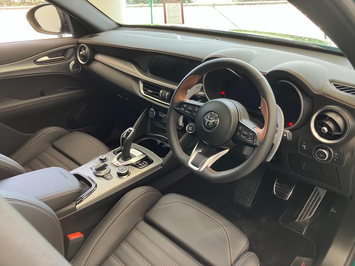 STELVIO 2.0 TURBO Q4 INTENSA