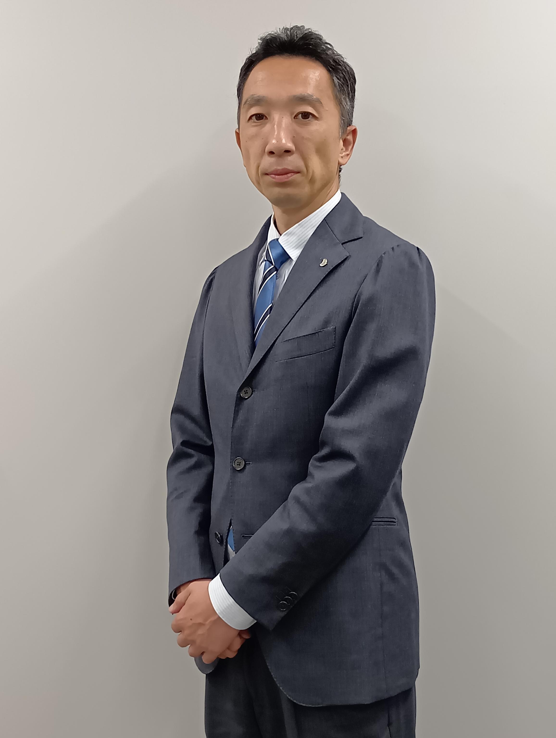 セールススタッフ 横山　啓太