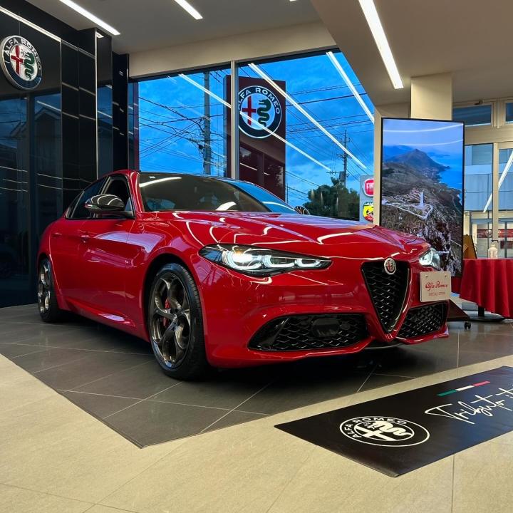 GIULIA TRIBUTO ITALIANO