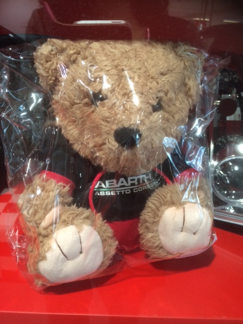 ABARTHベア入荷しました!(^^)!｜アバルト 機能停止×世田谷スタッフ