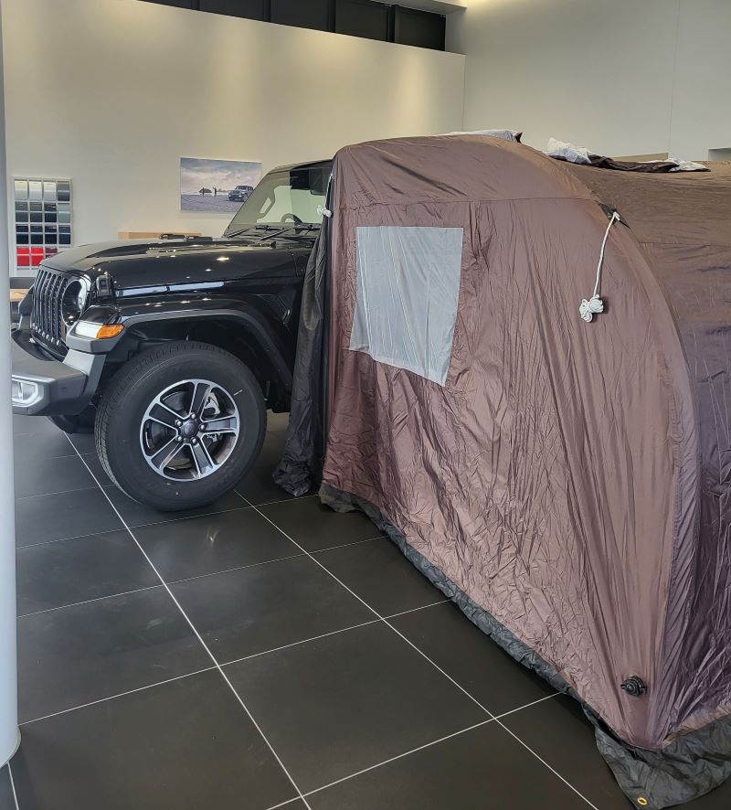 Jeep エアフレーム・リビングシェルターカーサイドタープ