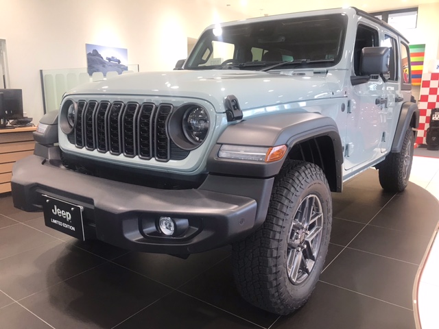 Wrangler（JL） Limited Edition with Sunrider Flip Top for Hardtop