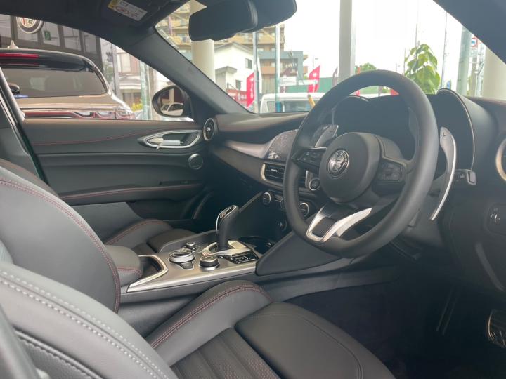GIULIA TRIBUTO ITALIANO