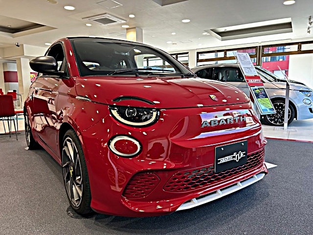 ABARTH 500e Turismo Cabriolet