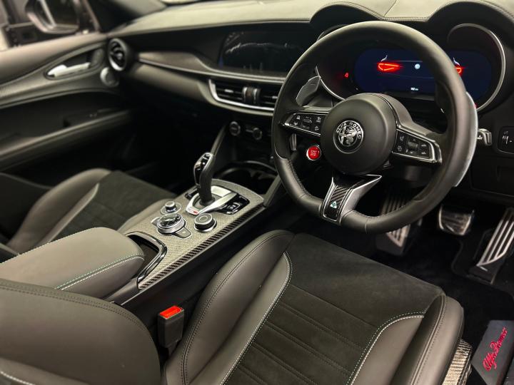 STELVIO 2.9 V6 BI-TURBO QUADRIFOGLIO