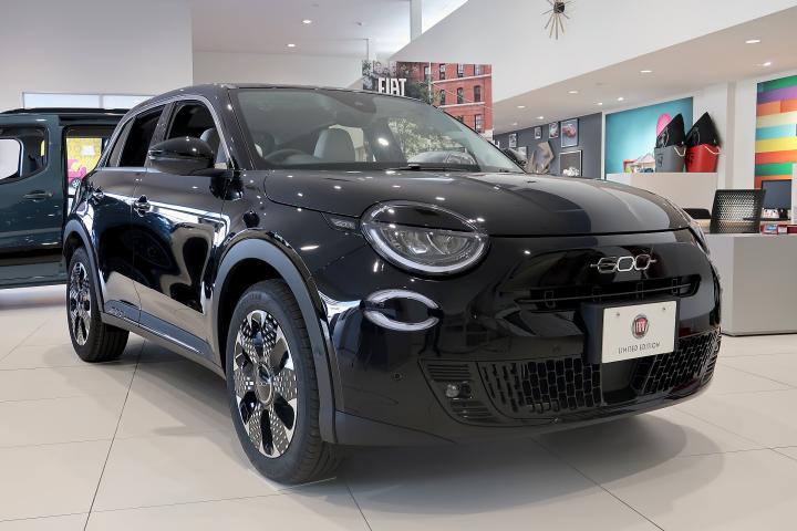 600 Hybrid NERO CINEMA