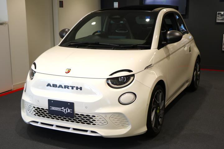 ABARTH 500e Turismo Cabriolet