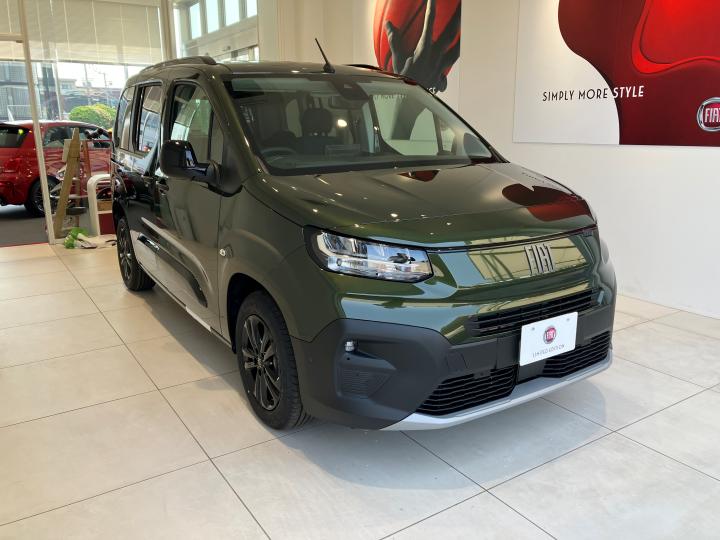 NEW DOBLÒ Green Color Edition