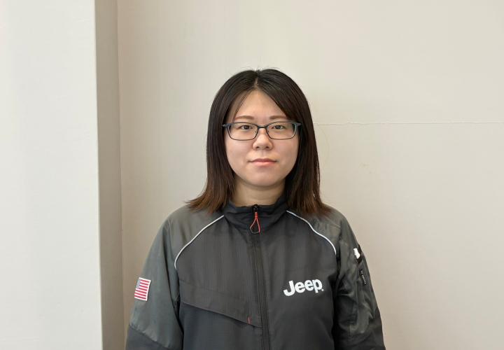 業務課 奈波　英恵