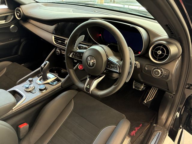 GIULIA 2.9 V6 BI-TURBO QUADRIFOGLIO