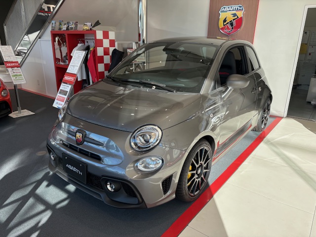 ABARTH 695 Competizione MT LHD