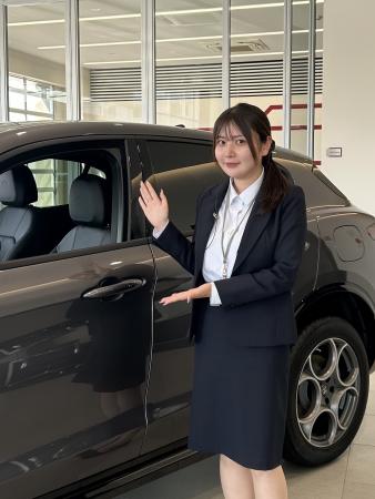 セールススタッフ 間瀬