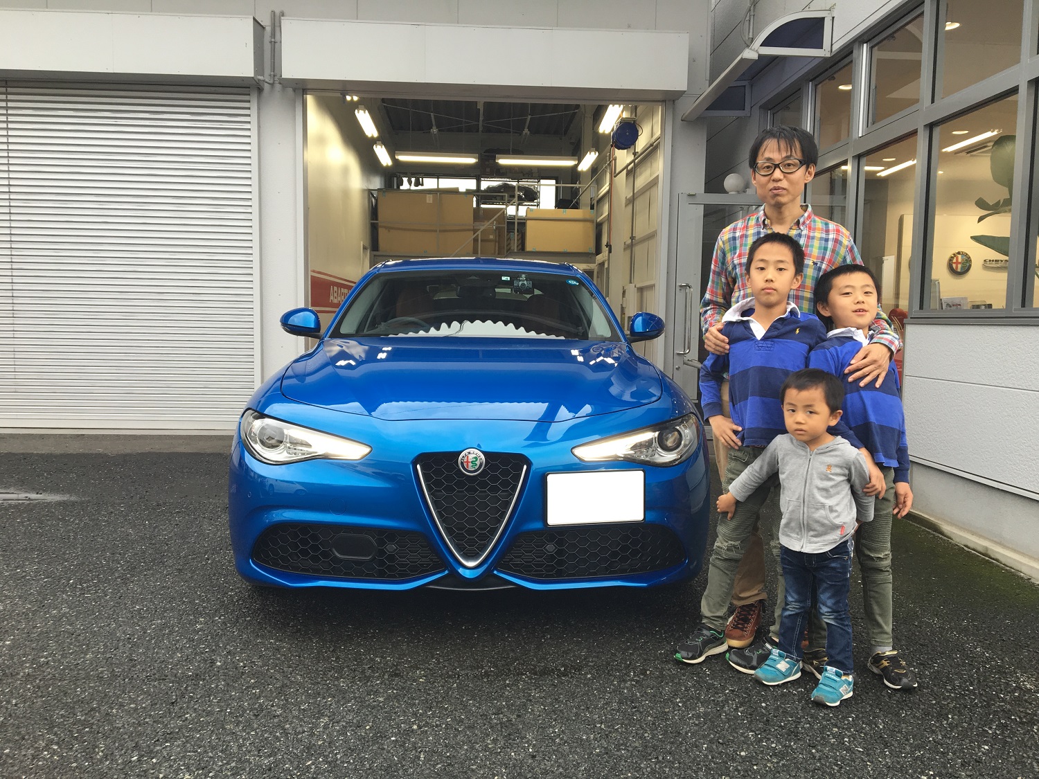 Giulia Veloce Fr ミザーノブルー納車 アルファ ロメオ熊本スタッフブログ Alfa Romeo Official Dealer Site