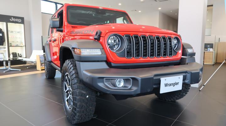 1/6 ジープ ジープ府中｜展示車・試乗車・アクセサリー｜Jeep Official Dealer Site