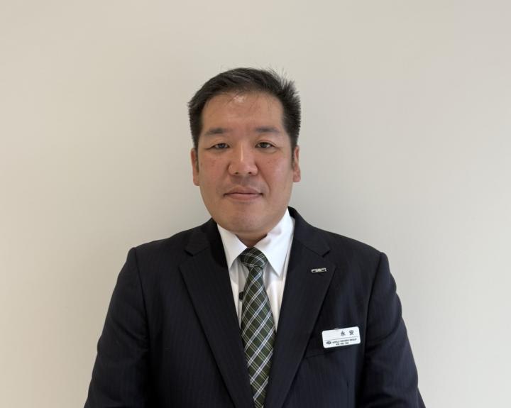 セールススタッフ 永安　申也
