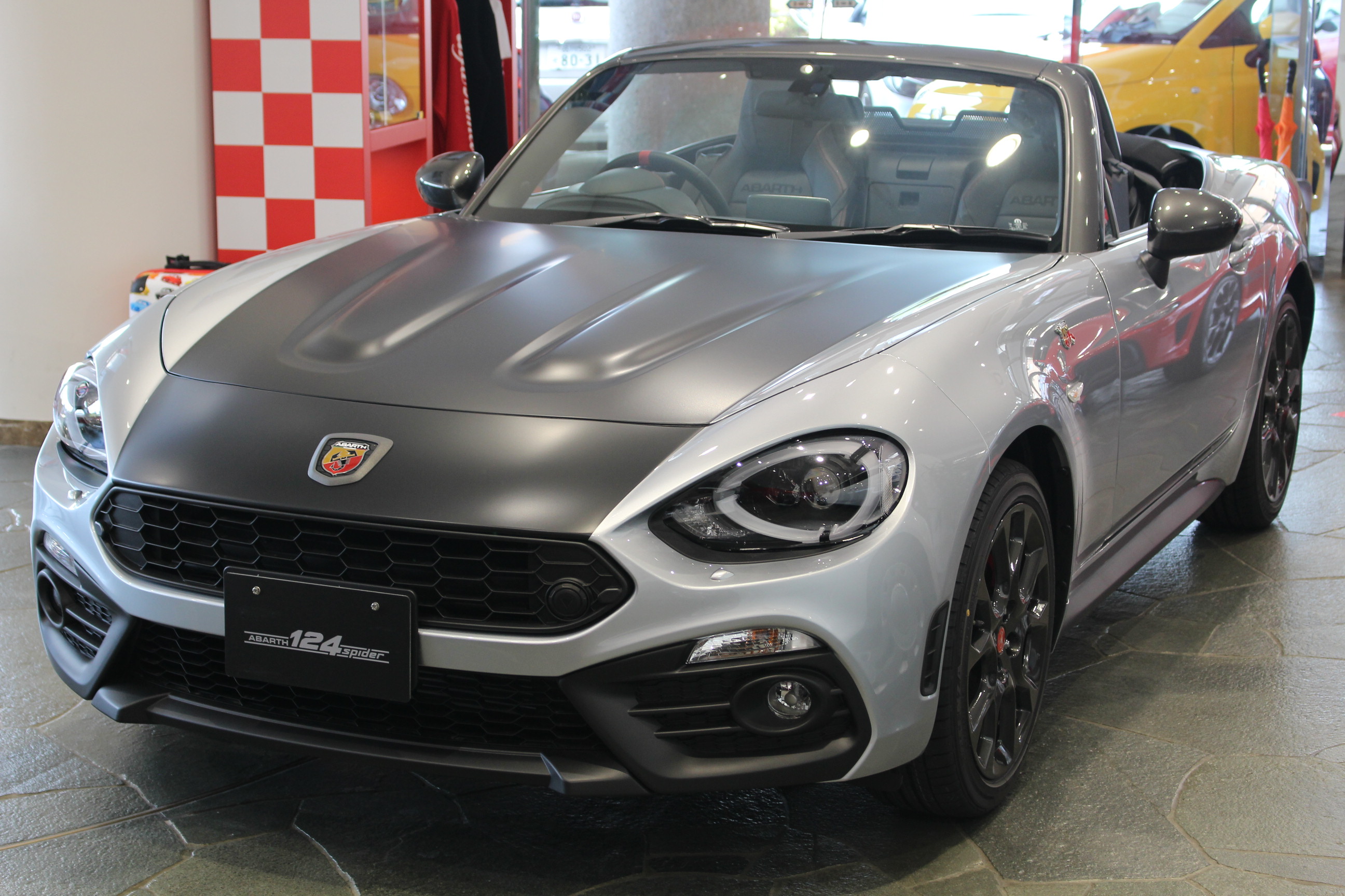 124spider ヘリテージルック｜アバルト松濤スタッフブログ｜ABARTH