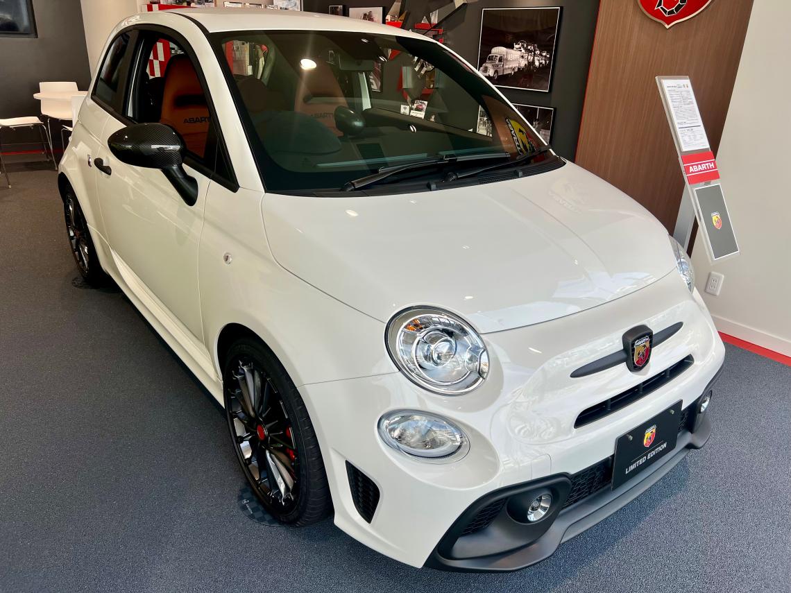 ABARTH 695 PELLE (ペッレ)｜フィアット／アバルト新大阪