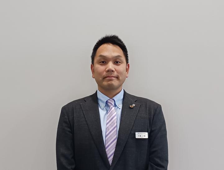 セールススタッフ 内藤　大輔