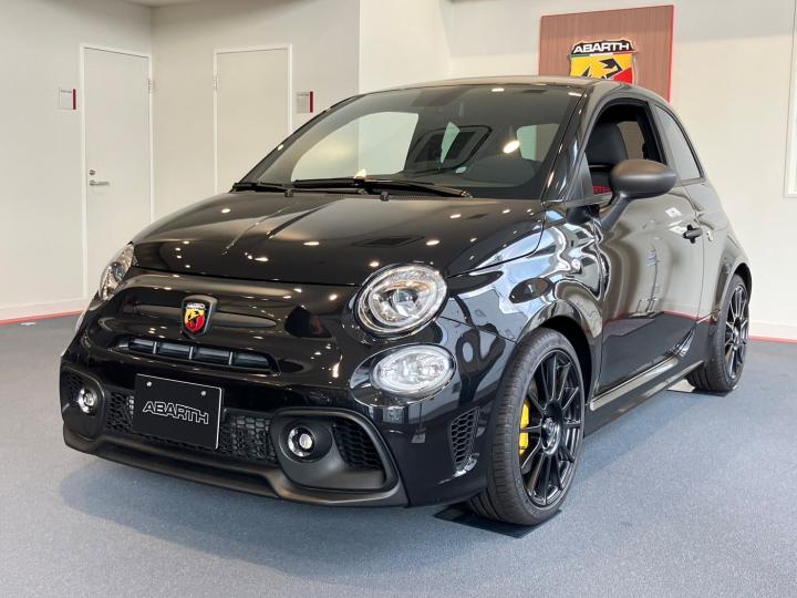 ABARTH 695 Competizione MT LHD