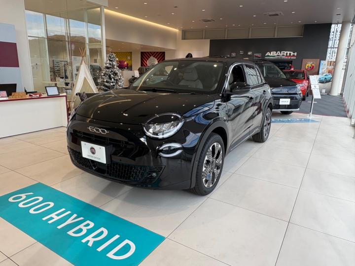 600 Hybrid NERO CINEMA