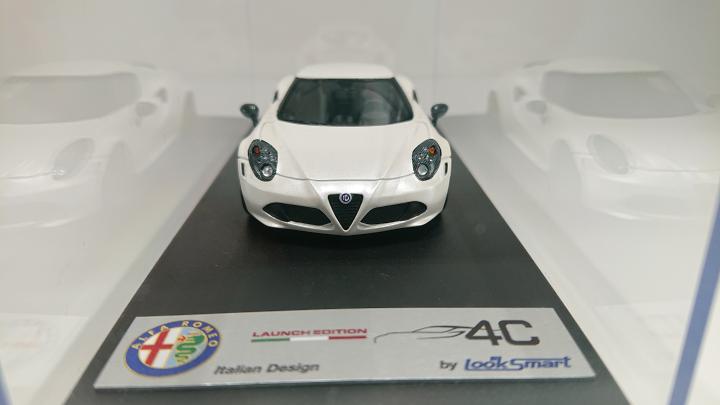 1/43 Alfa Romeo4C -Launch Edition-