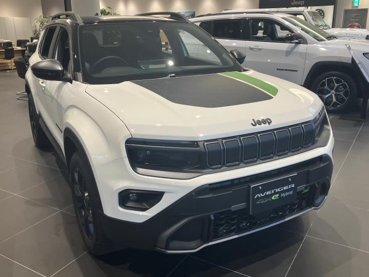 Avenger 4xe Hybrid