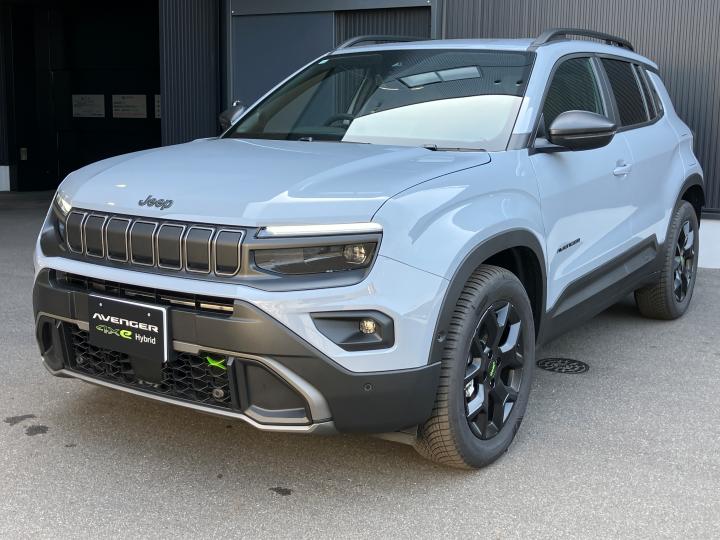 Avenger 4xe Hybrid