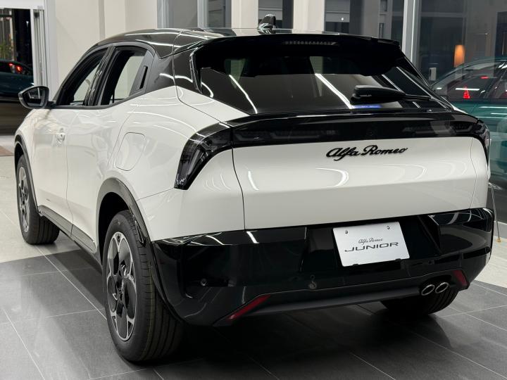 JUNIOR Ibrida Edizione Bianco