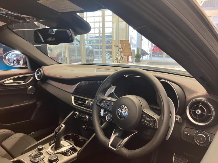 GIULIA TRIBUTO ITALIANO