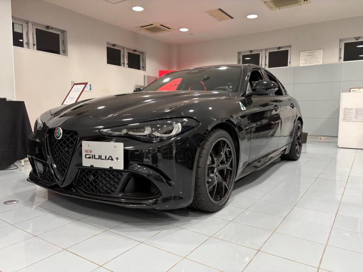 GIULIA QUADRIFOGLIO ESTREMA