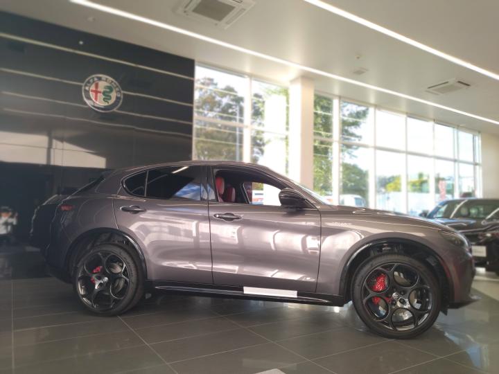 STELVIO 2.0 TURBO Q4 VELOCE