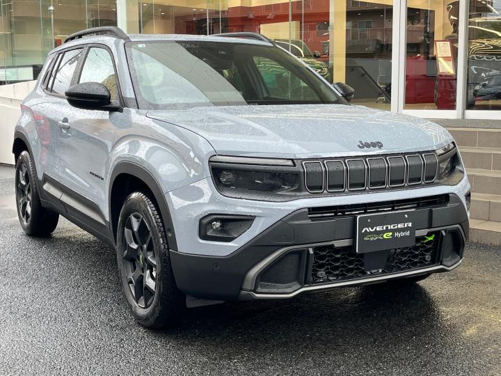 Avenger 4xe Hybrid