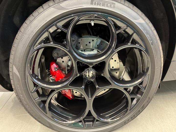 STELVIO 2.9 V6 BI-TURBO QUADRIFOGLIO