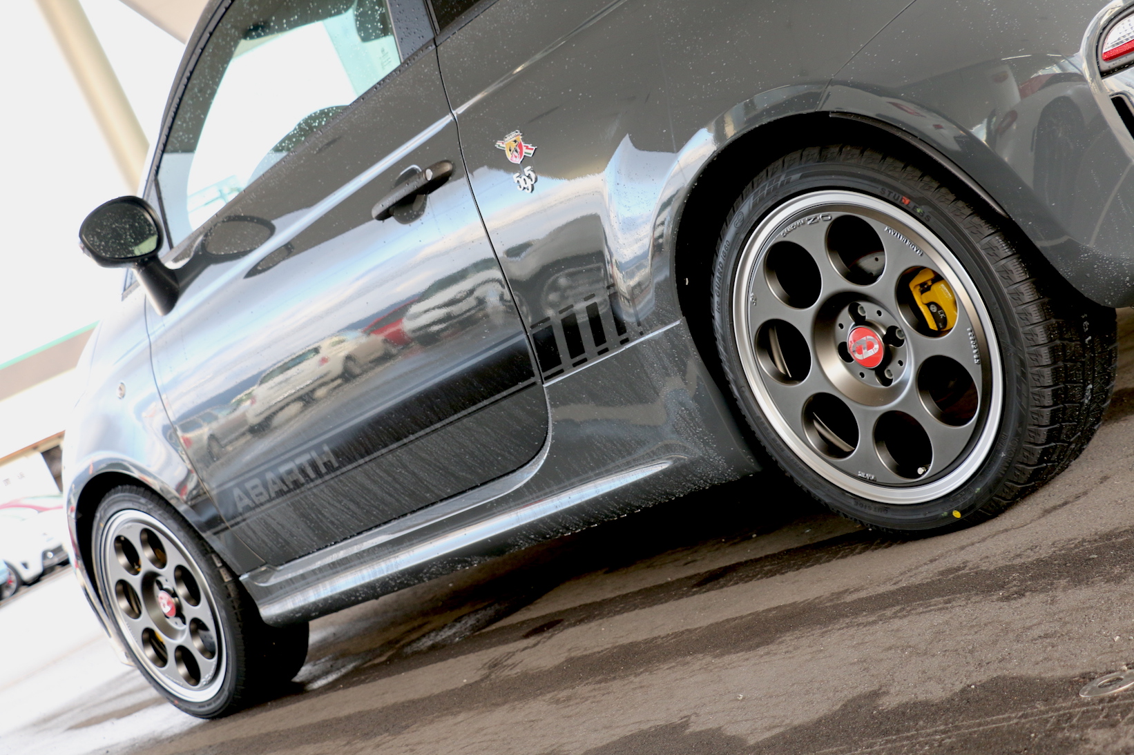 タイヤ・ホイール OZ Ultraleggera 16 PCD98 Abarth Fiat500 OZ Ultraleggera 16 PCD98 Abarth Fiat500