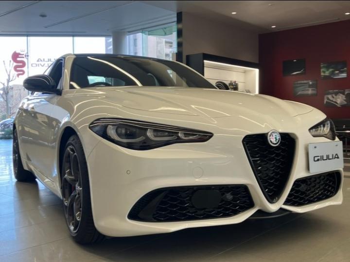 GIULIA TRIBUTO ITALIANO
