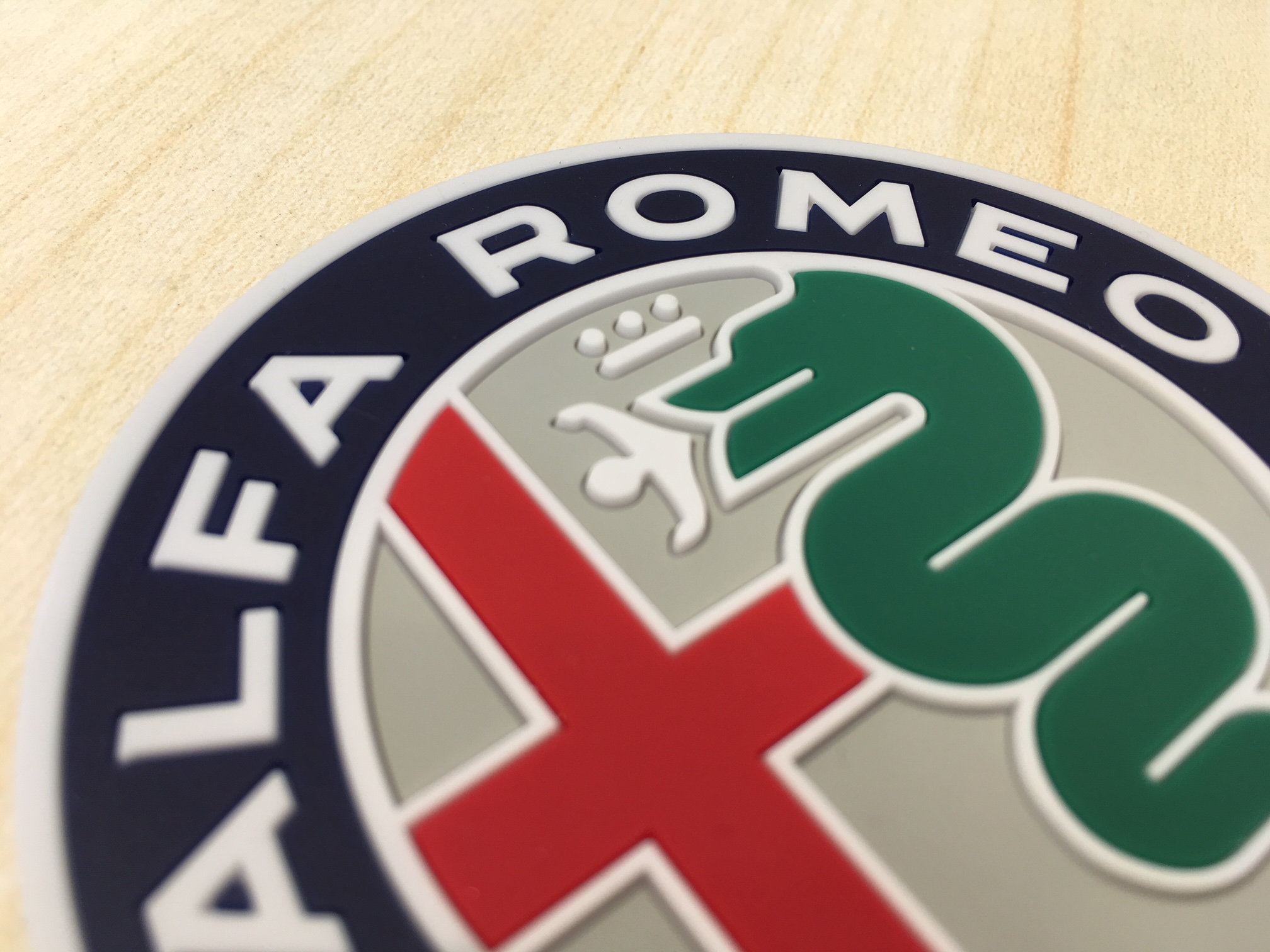 Alfa Romeo NEWエンブレムコースター(5枚セット)