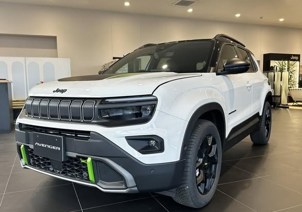 Avenger 4xe Hybrid