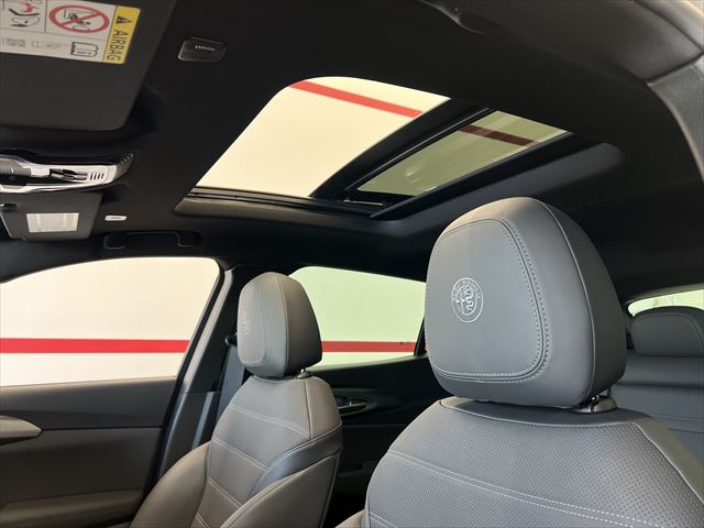 TONALE PLUG-IN HYBRID Q4 SUNROOF EDITION